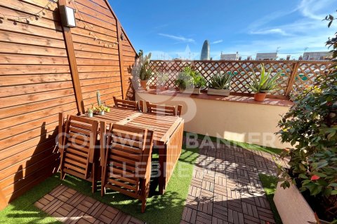 Takvåning i Barcelona, Spanien 4 sovrum, 147 kvm. Nr. 156923