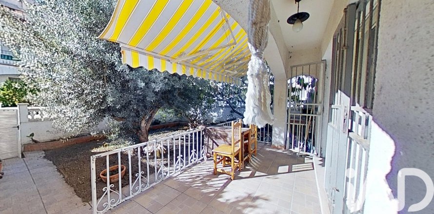 Villetta a schiera a Calafell, Tarragona, Spagna 3 camere da letto, 182 mq. N° 173255