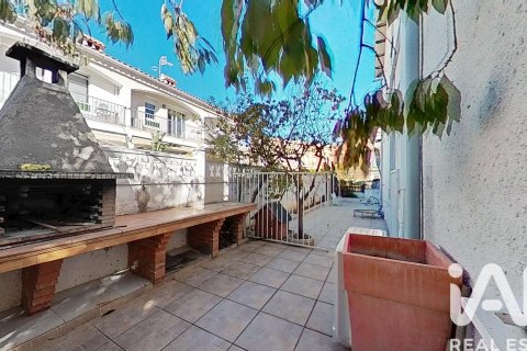Villetta a schiera in vendita a Calafell, Tarragona, Spagna 3 camere da letto, 182 mq. N° 173255 - foto 5