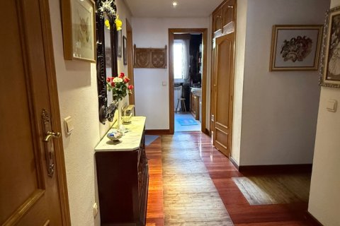 House for sale in Leon, Spain 10 bedrooms, 256 sq.m. No. 173260 - photo 5