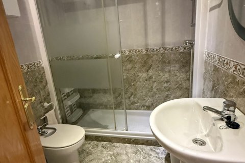 House for sale in Leon, Spain 10 bedrooms, 256 sq.m. No. 173260 - photo 18