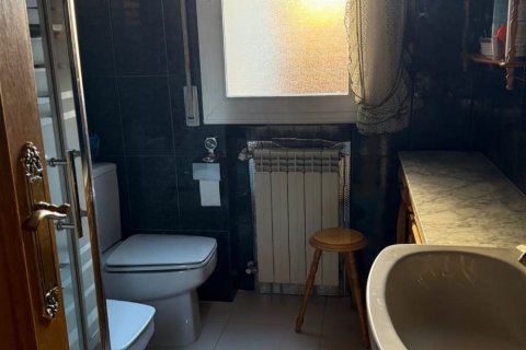 House for sale in Leon, Spain 10 bedrooms, 256 sq.m. No. 173260 - photo 9