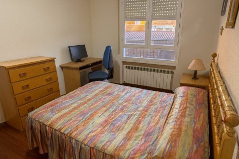 House for sale in Leon, Spain 10 bedrooms, 256 sq.m. No. 173260 - photo 13
