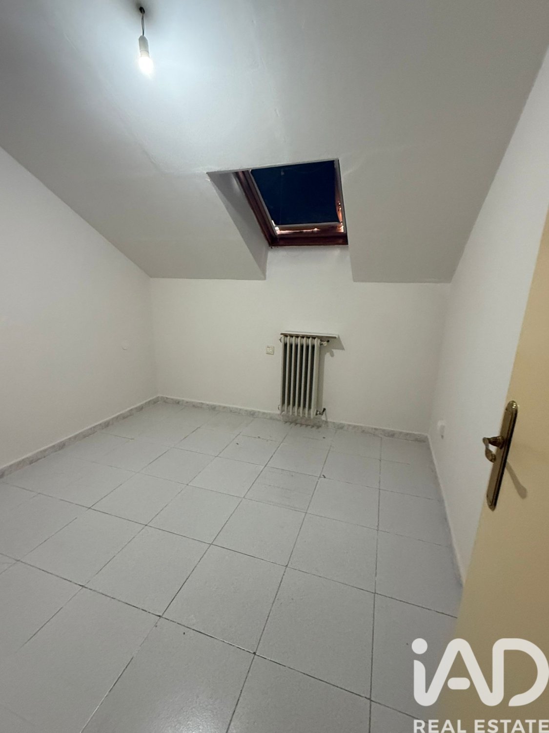 House à Leon, Espagne 10 chambres, 256 m2 No. 173260