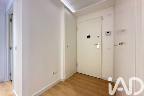 Lägenhet till salu i Barcelona, Spanien 3 sovrum, 120 kvm. Nr. 173258 - foto 4