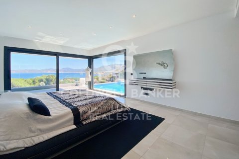 Villa for sale in Llanca, Girona, Spain 4 bedrooms, 723 sq.m. No. 160126 - photo 17