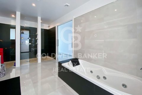 Villa for sale in Llanca, Girona, Spain 4 bedrooms, 723 sq.m. No. 160126 - photo 20