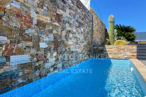 Villa for sale in Llanca, Girona, Spain 4 bedrooms, 723 sq.m. No. 160126 - photo 4