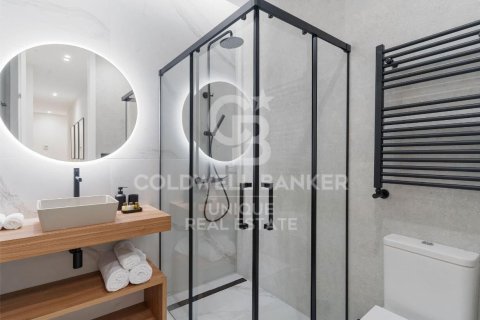 Продажа квартиры в Мадрид, Испания 3 спальни, 139м2 №160128 - фото 9