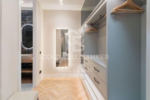 Продажа квартиры в Мадрид, Испания 3 спальни, 139м2 №160128 - фото 5