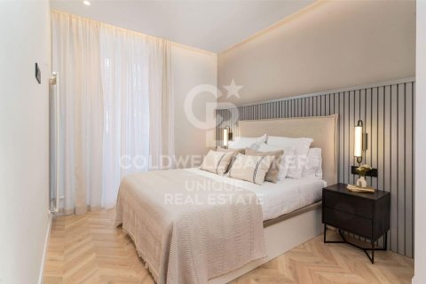 Продажа квартиры в Мадрид, Испания 3 спальни, 139м2 №160128 - фото 4