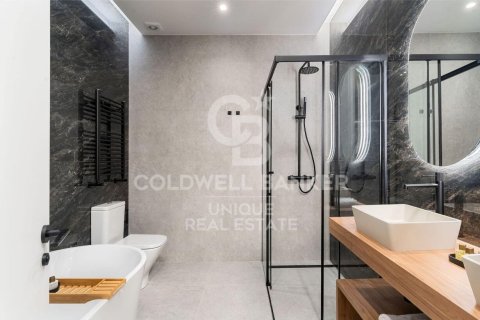 Huoneisto myytävänä Madrid, Espanja, 3 makuuhuonetta, 139 m2 No. 160128 - kuva 4