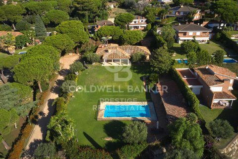 House for sale in Sant Andreu de Llavaneres, Barcelona, Spain 9 bedrooms, 817 sq.m. No. 160129 - photo 2