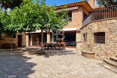 Māja pārdošanā Sant Andreu de Llavaneres, Barcelona, Spānijā 9 istabas, 817 m2 Nr. 160129 - attēls 24