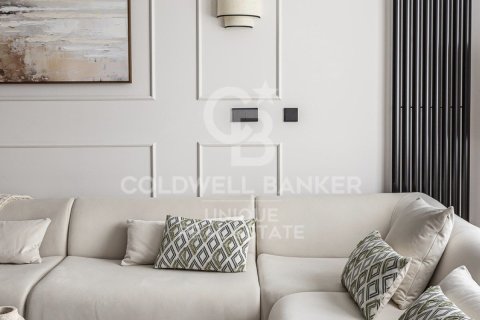 Huoneisto myytävänä Madrid, Espanja, 4 makuuhuonetta, 431 m2 No. 160109 - kuva 2