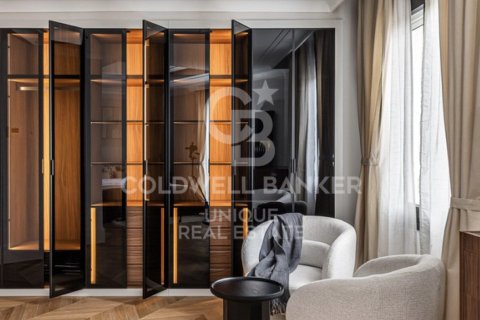 Huoneisto myytävänä Madrid, Espanja, 4 makuuhuonetta, 431 m2 No. 160109 - kuva 19