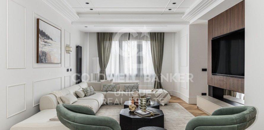 Huoneisto Madrid, Espanja 4 makuuhuonetta, 431 m2 No. 160109