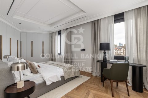 Huoneisto myytävänä Madrid, Espanja, 4 makuuhuonetta, 431 m2 No. 160109 - kuva 25