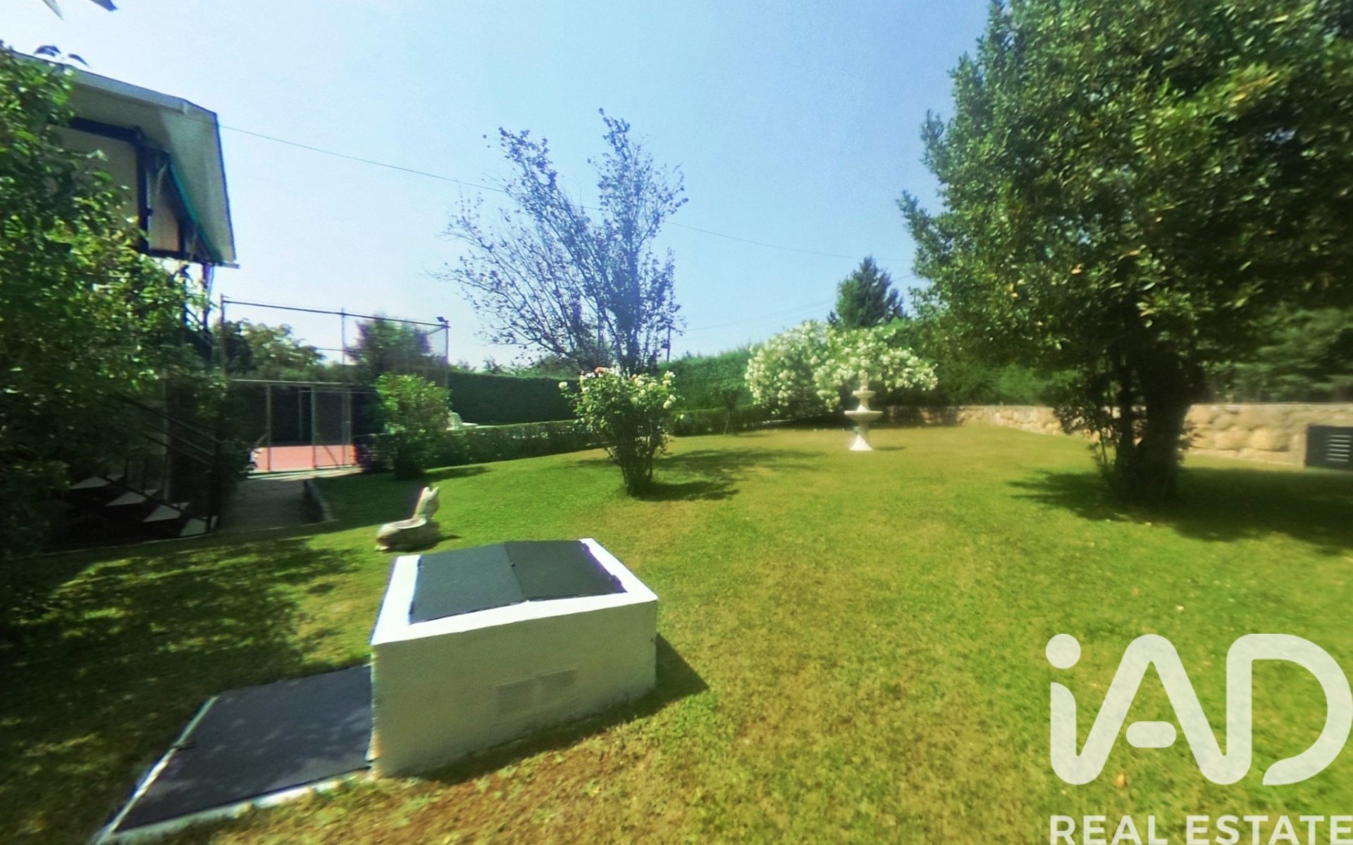 Talo La Cabrera, Madrid, Espanja 6 makuuhuonetta, 272 m2 No. 172069