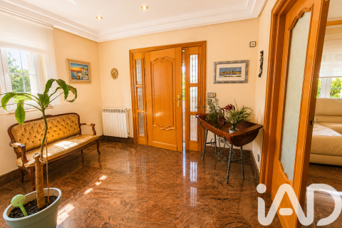 Appartamento in vendita a Santovenia de Pisuerga, Valladolid, Spagna 5 camere da letto, 600 mq. N° 172065 - foto 2