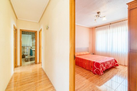 Villa zum Verkauf in Torremendo, Alicante, Spanien 3 Schlafzimmer, 334 m2 Nr. 189640 - Foto 7