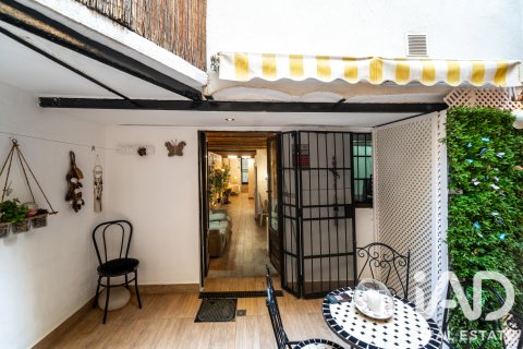 Wohnung zum Verkauf in Barcelona, Spanien 2 Schlafzimmer, 103 m2 Nr. 196529 - Foto 21