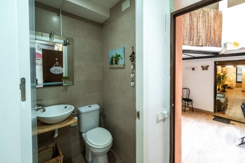 Wohnung zum Verkauf in Barcelona, Spanien 2 Schlafzimmer, 103 m2 Nr. 196529 - Foto 20
