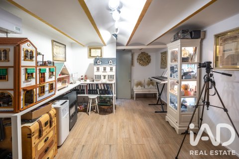 Wohnung zum Verkauf in Barcelona, Spanien 2 Schlafzimmer, 103 m2 Nr. 196529 - Foto 26