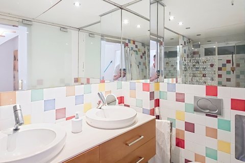 Kaupunkipientalo myytävänä Chiva, Valencia, Espanja, 2 makuuhuonetta, 251.34 m2 No. 196530 - kuva 21