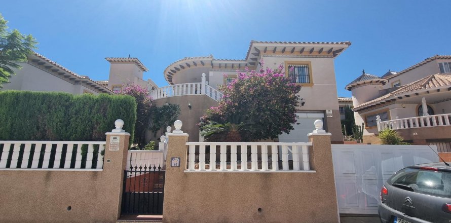 Villa Villamartin, Alicante, Spanien 3 Schlafzimmer, 189 m2 Nr. 116865