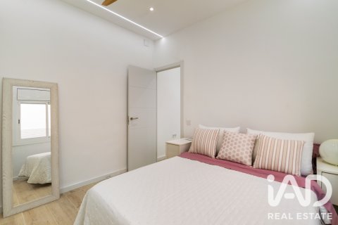 Apartment à vendre à Barcelona, Espagne, 3 chambres, 55 m2 No. 187533 - photo 8