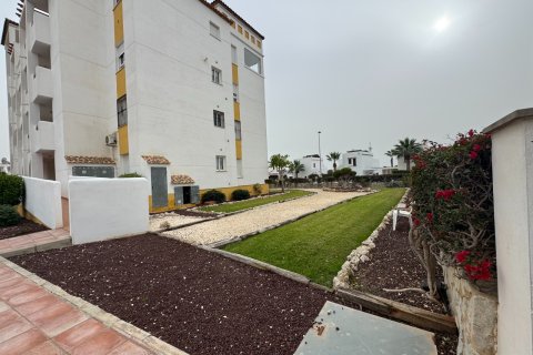 Продажа квартиры в Дехеса де Кампоамор, Аликанте, Испания 2 спальни, 80м2 №147460 - фото 21