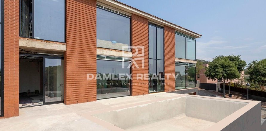 Willa w Sant Feliu de Guixols, Girona, Hiszpania 6 sypialni, 640 mkw. nr 176774