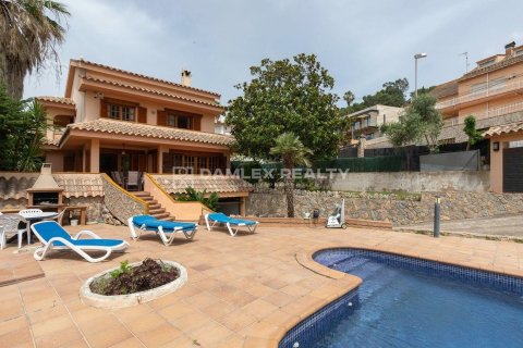 Willa w Lloret de Mar, Girona, Hiszpania 3 sypialnie, 230 mkw. nr 176769 – zdjęcie 2