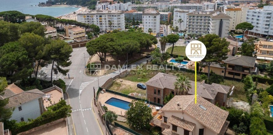 Willa w Lloret de Mar, Girona, Hiszpania 3 sypialnie, 230 mkw. nr 176769
