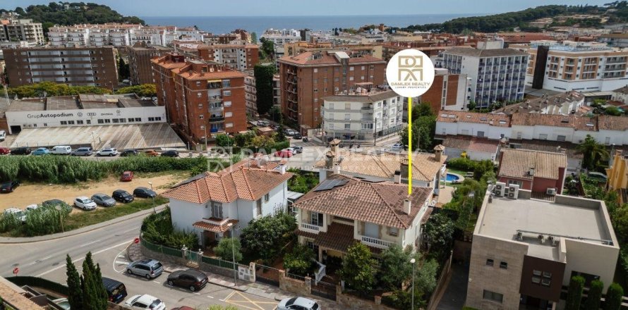 Willa w Lloret de Mar, Girona, Hiszpania 5 sypialni, 320 mkw. nr 176775