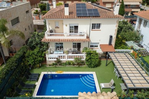 Willa w Lloret de Mar, Girona, Hiszpania 5 sypialni, 320 mkw. nr 176775 – zdjęcie 2