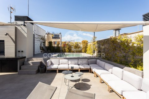 Kattohuoneisto Barcelona, Espanja 2 makuuhuonetta, 128 m2 No. 179023