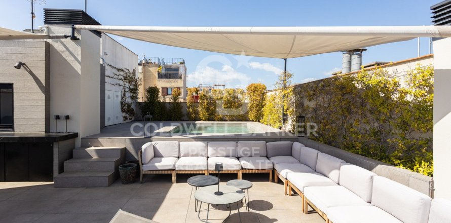 Kattohuoneisto Barcelona, Espanja 2 makuuhuonetta, 128 m2 No. 179023