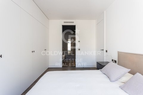 Kattohuoneisto myytävänä Barcelona, Espanja, 2 makuuhuonetta, 128 m2 No. 179023 - kuva 14