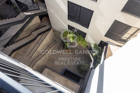 Kattohuoneisto myytävänä Barcelona, Espanja, 2 makuuhuonetta, 128 m2 No. 179023 - kuva 17