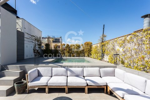 Kattohuoneisto myytävänä Barcelona, Espanja, 2 makuuhuonetta, 128 m2 No. 179023 - kuva 27