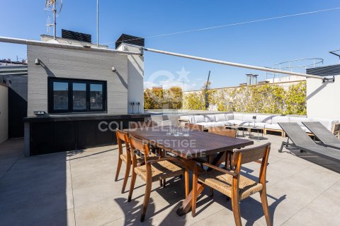 Kattohuoneisto myytävänä Barcelona, Espanja, 2 makuuhuonetta, 128 m2 No. 179023 - kuva 26