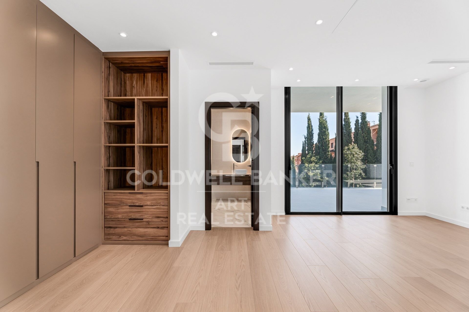 Villa en Estepona, Málaga, España 6 dormitorios, 1038 m2 No. 179022
