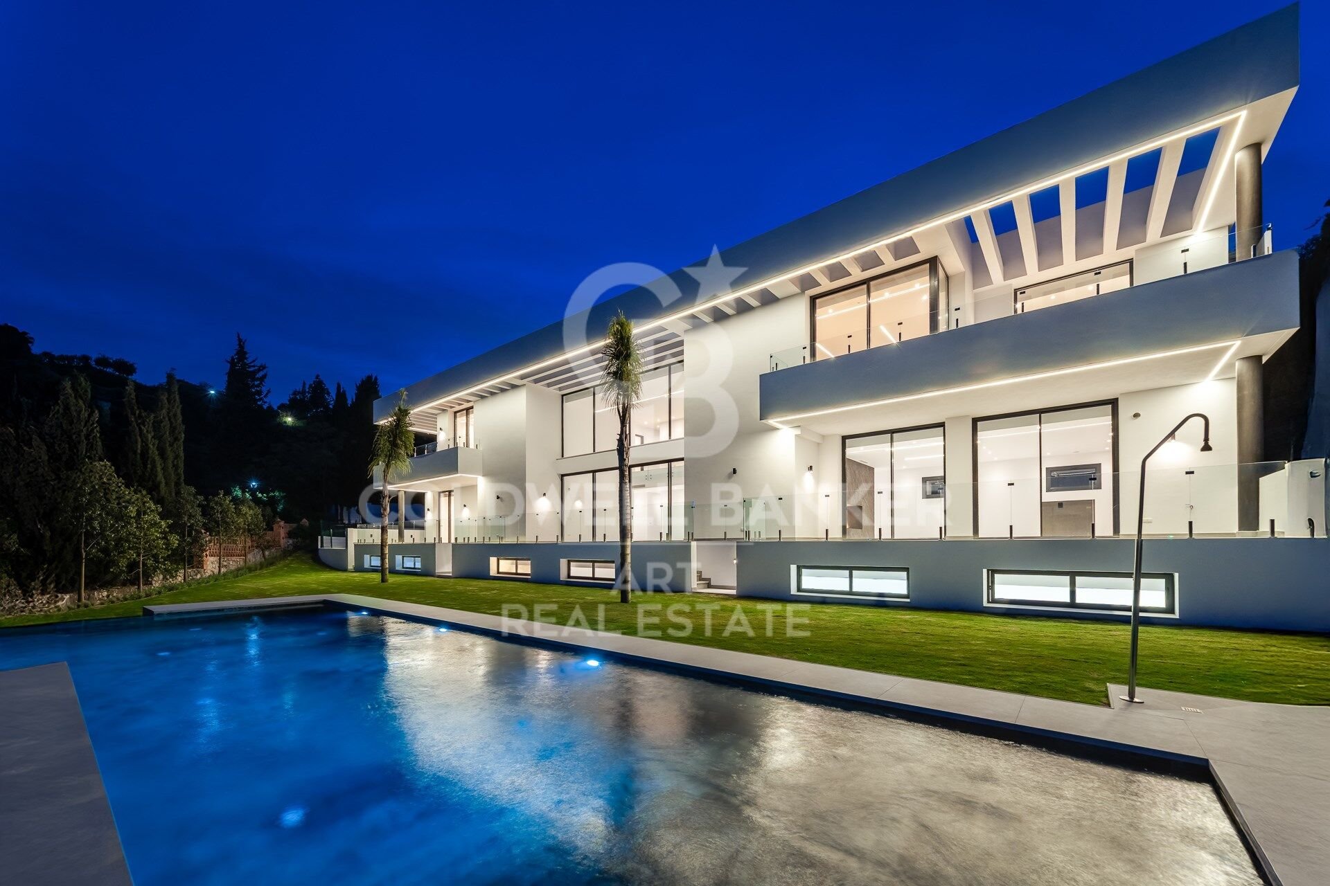 Villa en Estepona, Málaga, España 6 dormitorios, 1038 m2 No. 179022