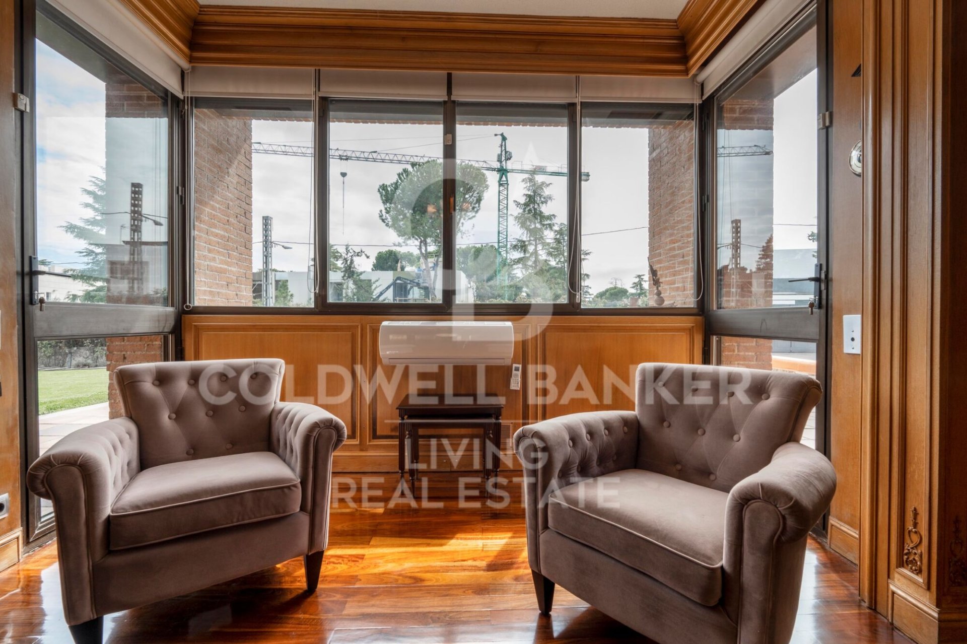 Casa a Madrid, Spagna 9 camere da letto, 885 mq. N° 179020