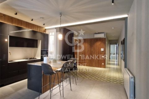 Apartment à vendre à Barcelona, Espagne, 3 chambres, 135 m2 No. 179024 - photo 4