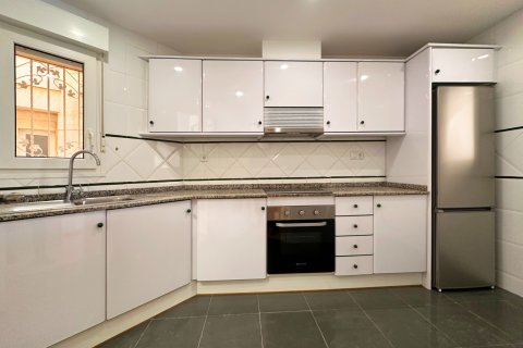 Apartment à vendre à Alicante, Espagne, 2 chambres, 69 m2 No. 191060 - photo 6