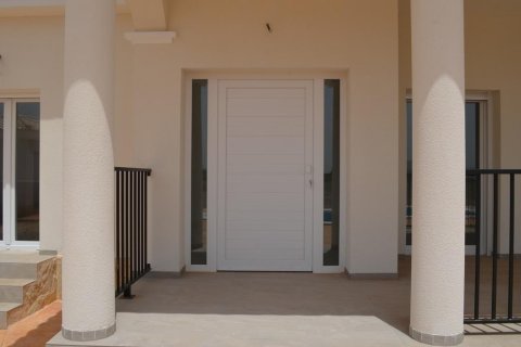 Villa till salu i Pinoso, Alicante, Spanien 4 sovrum, 225 kvm. Nr. 171618 - foto 6