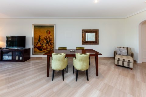 Lägenhet för uthyrning i Portals Nous, Mallorca, Spanien 1 sovrum, 104 kvm. Nr. 161656 - foto 6